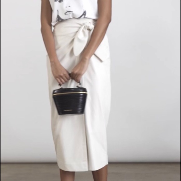 Elizabeth and James Knotted  Faux Leather Skirt - Picture 4 of 8